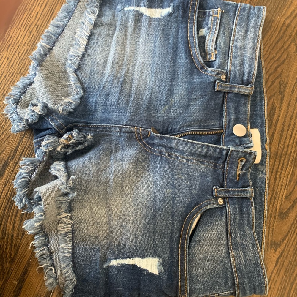 H AND M JEAN SHORTS